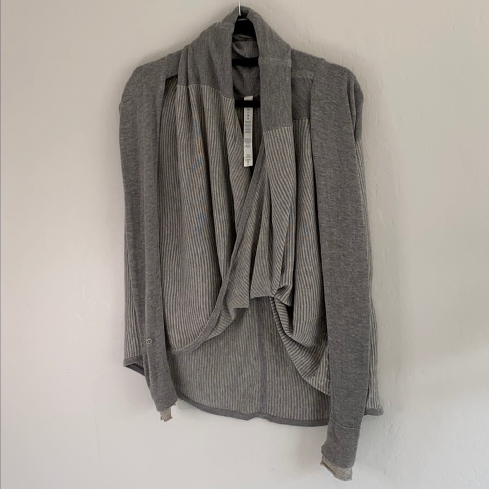Lululemon cowl neck sweater, gray striped. Size 6